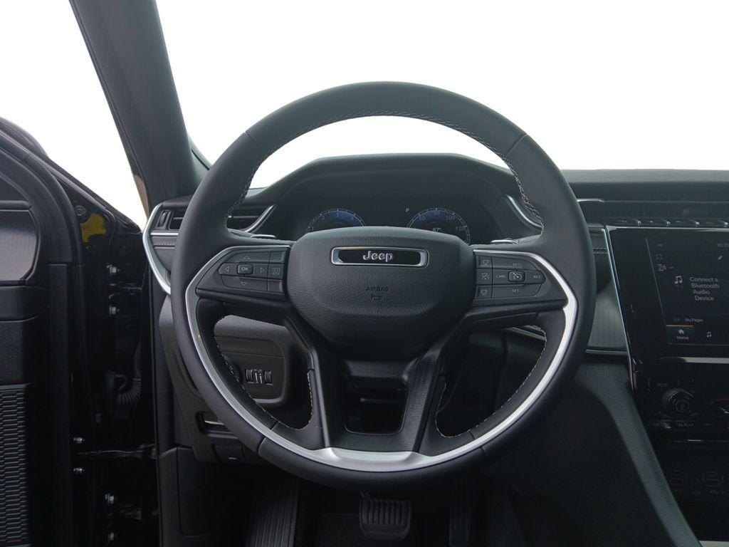 new 2024 Jeep Grand Cherokee car, priced at $32,123