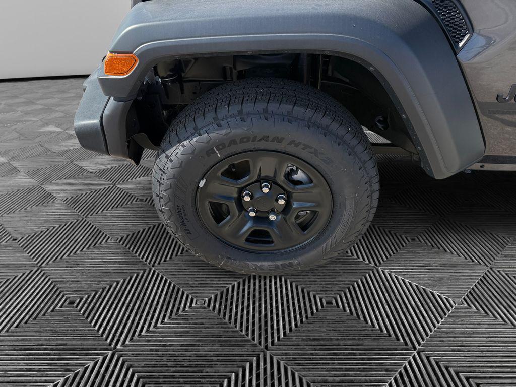 new 2025 Jeep Wrangler car, priced at $33,063