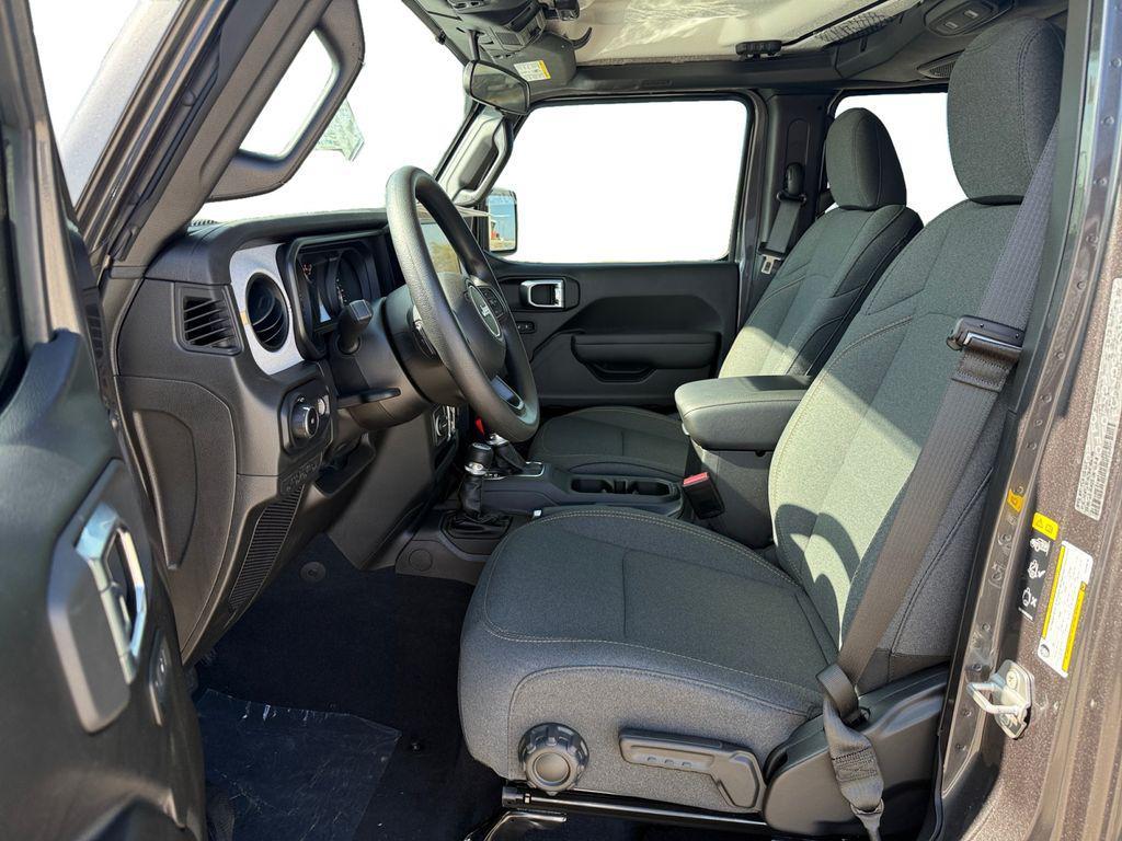 new 2025 Jeep Wrangler car, priced at $33,063