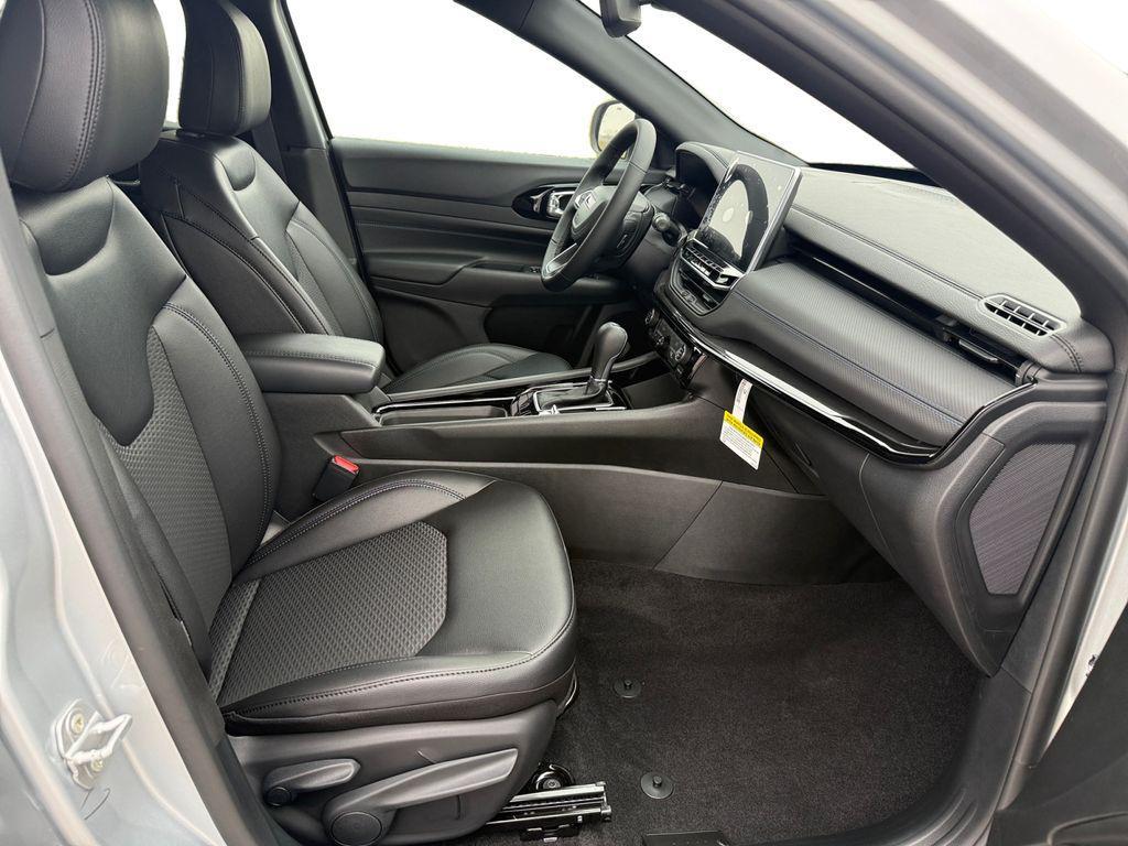 new 2026 Jeep Compass car, priced at $28,450