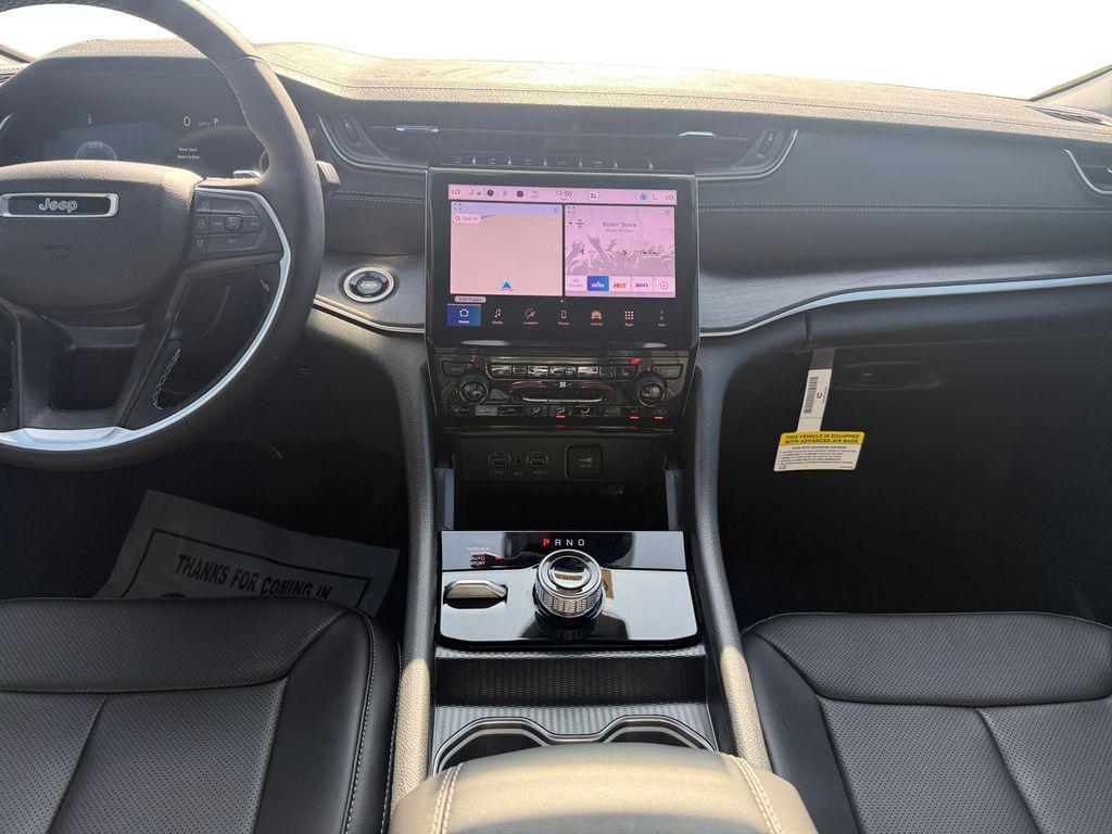 new 2025 Jeep Grand Cherokee car, priced at $49,959