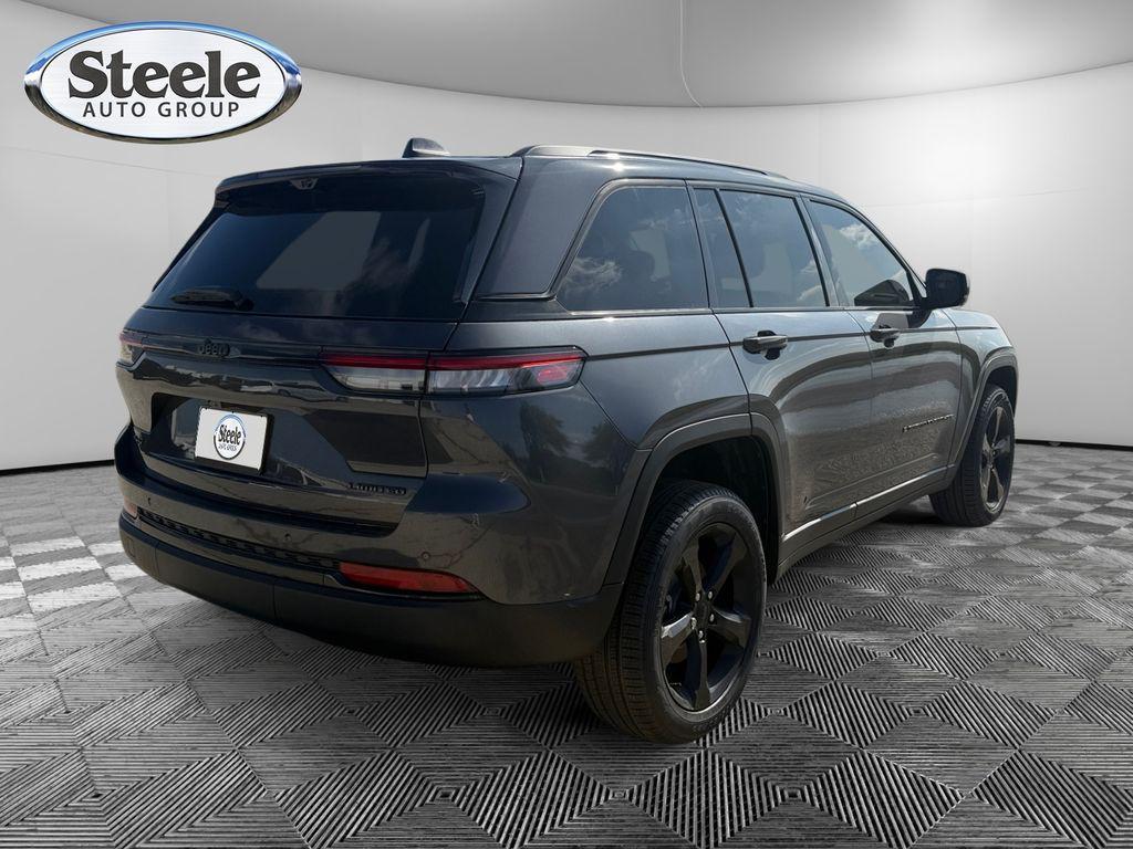 new 2025 Jeep Grand Cherokee car, priced at $49,959