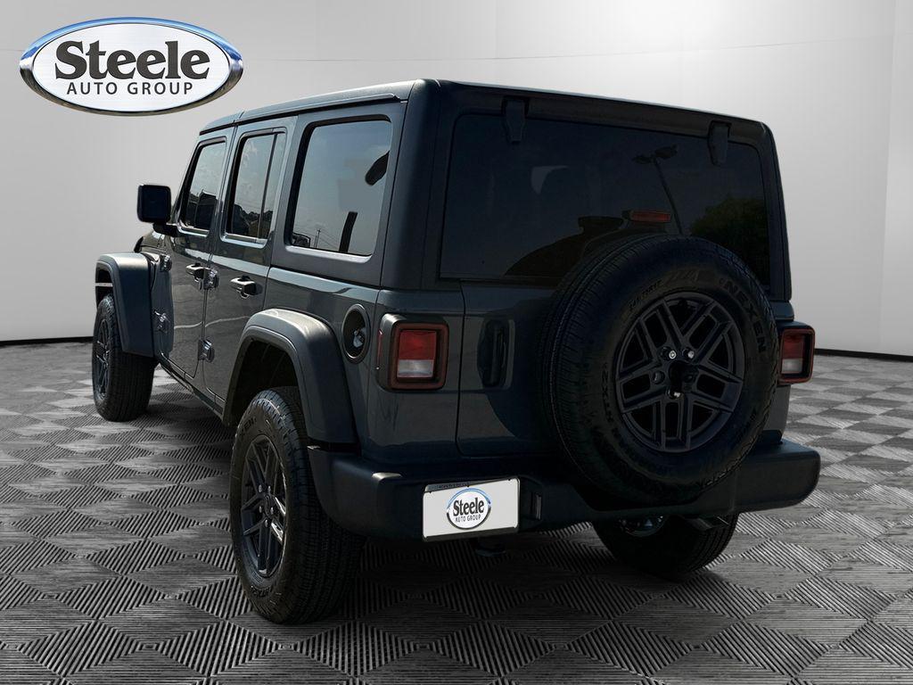 new 2025 Jeep Wrangler car, priced at $46,195