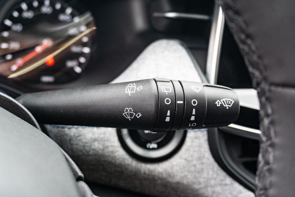 new 2025 Jeep Compass car, priced at $25,385