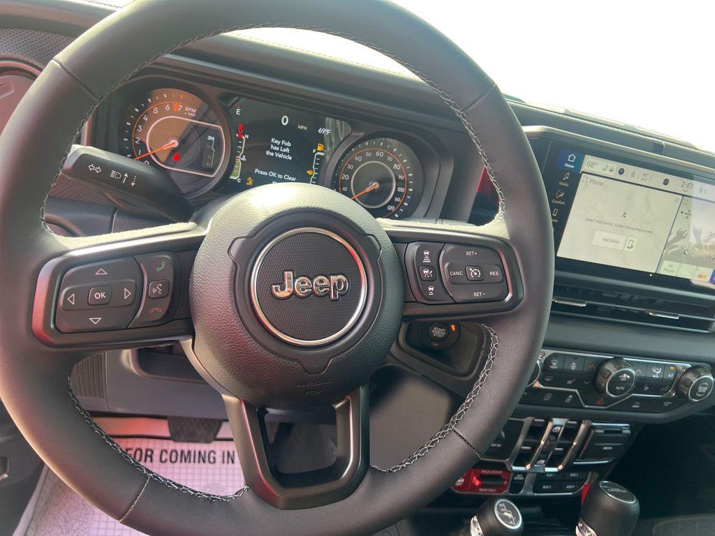 new 2026 Jeep Gladiator car, priced at $51,180