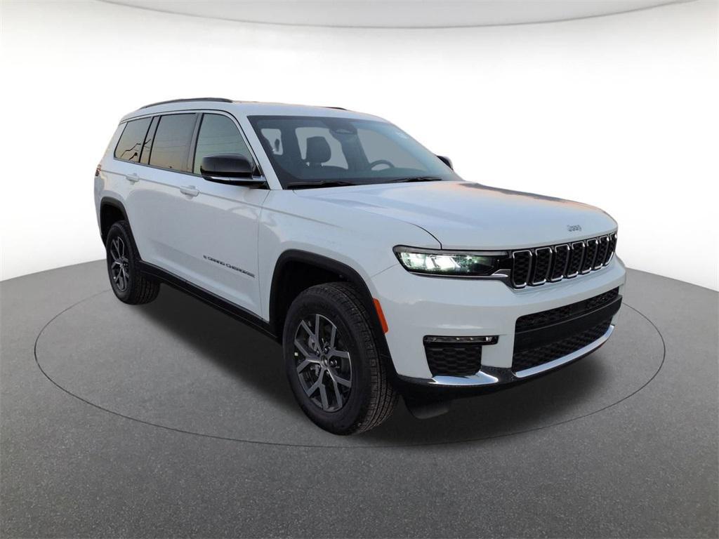 new 2025 Jeep Grand Cherokee L car, priced at $46,400