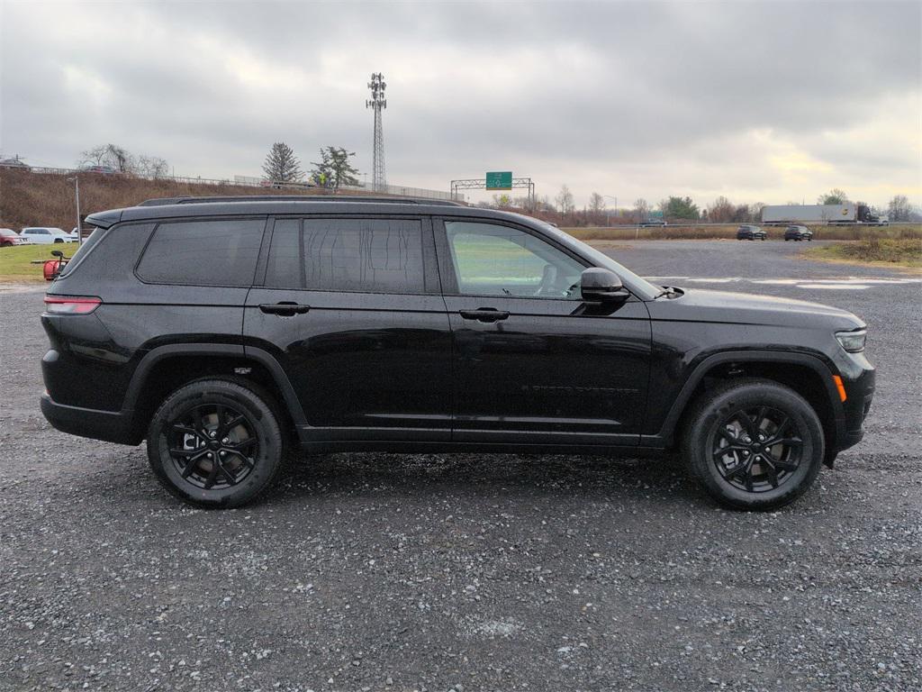 new 2025 Jeep Grand Cherokee L car