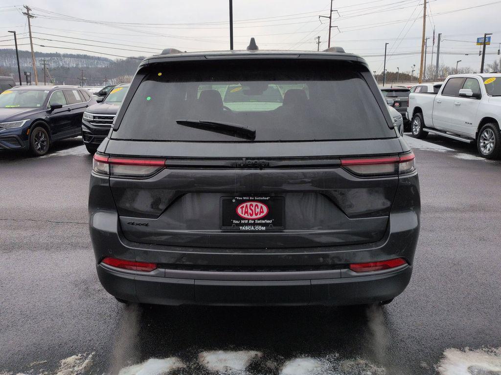 new 2026 Jeep Grand Cherokee car, priced at $47,250