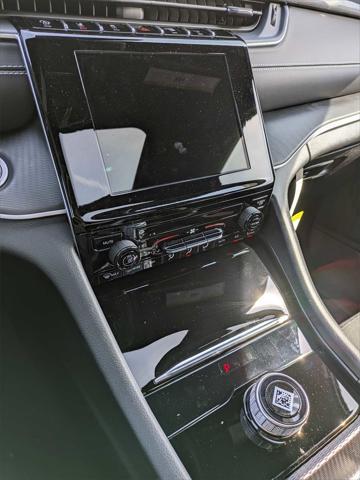 new 2024 Jeep Grand Cherokee car