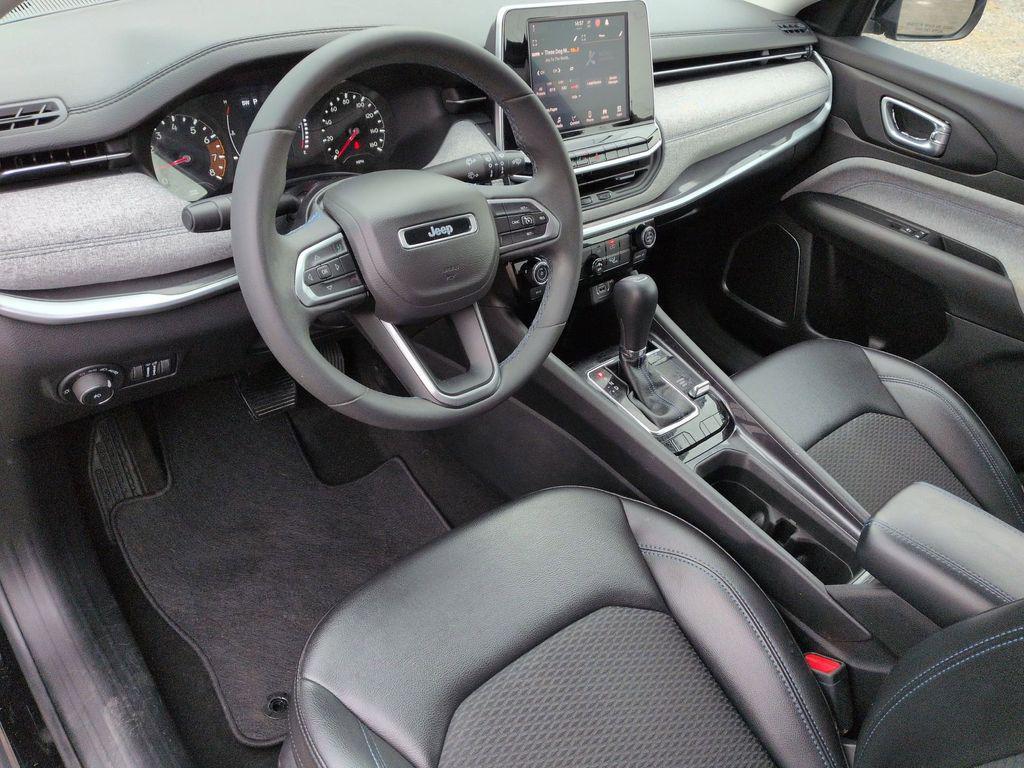 used 2022 Jeep Compass car, priced at $18,900