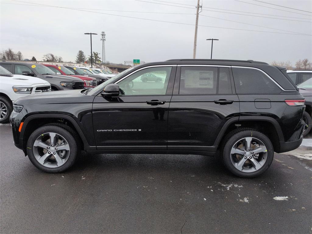 new 2026 Jeep Grand Cherokee car, priced at $49,805