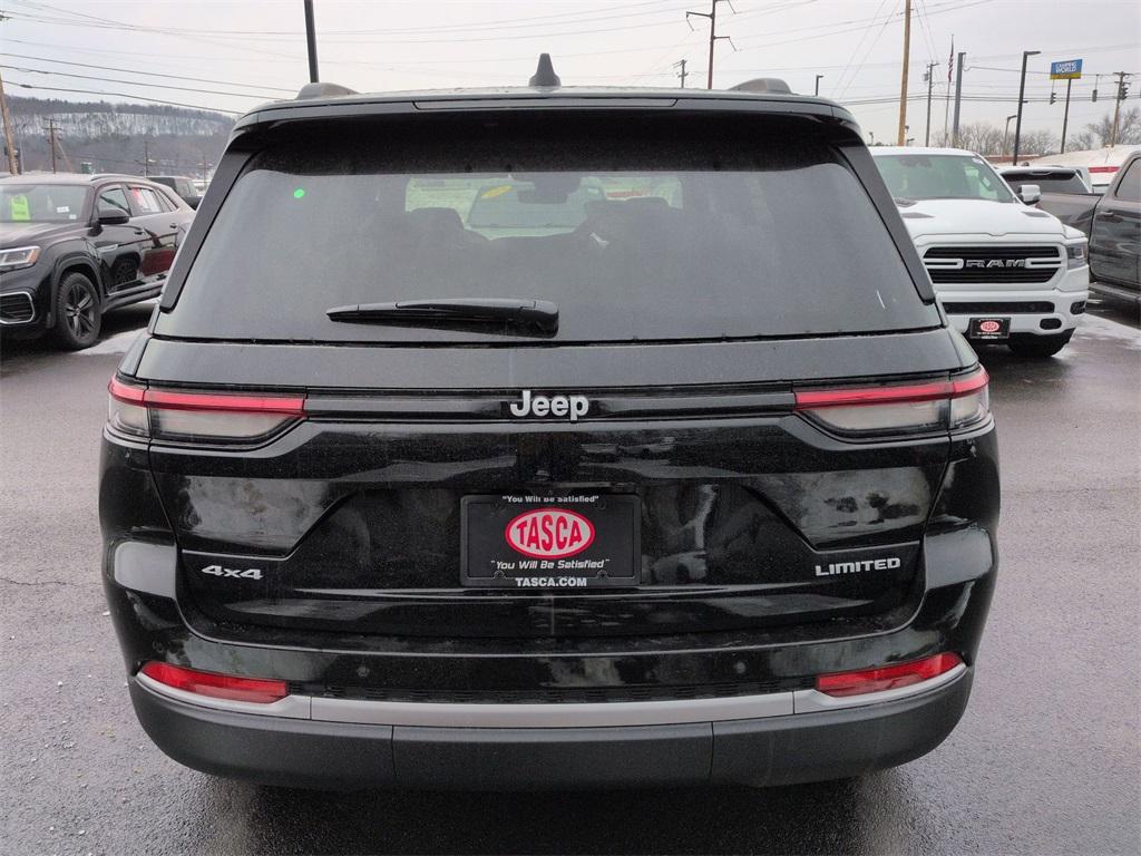 new 2026 Jeep Grand Cherokee car, priced at $49,805