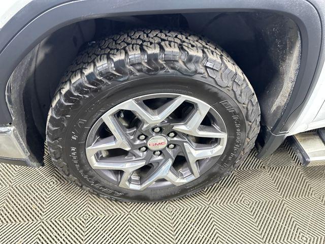 used 2023 GMC Sierra 1500 car, priced at $36,900