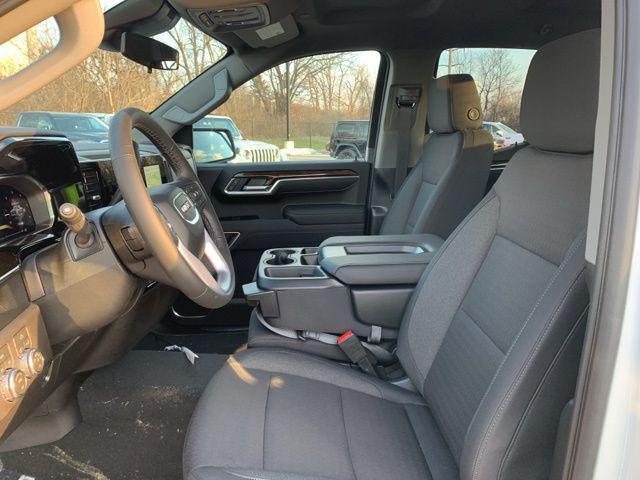 new 2026 GMC Sierra 1500 car, priced at $41,500