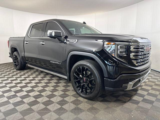 used 2023 GMC Sierra 1500 car, priced at $44,900