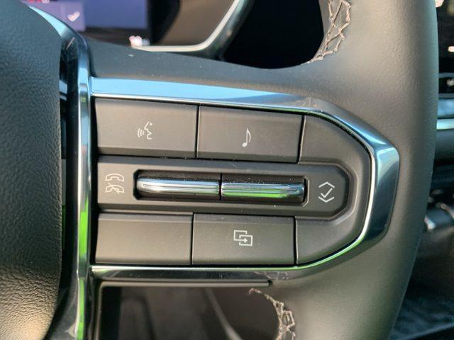 new 2025 GMC Canyon car, priced at $46,925