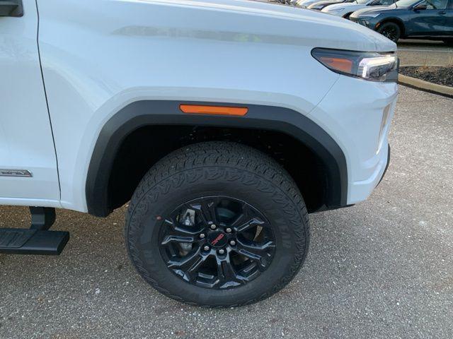 new 2025 GMC Canyon car, priced at $46,925