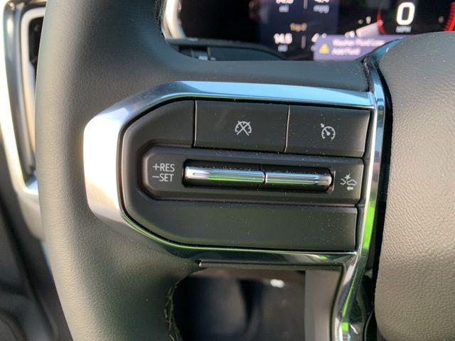 new 2025 GMC Canyon car, priced at $46,925