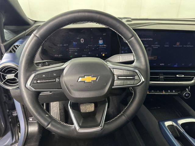 used 2025 Chevrolet Equinox EV car, priced at $22,990