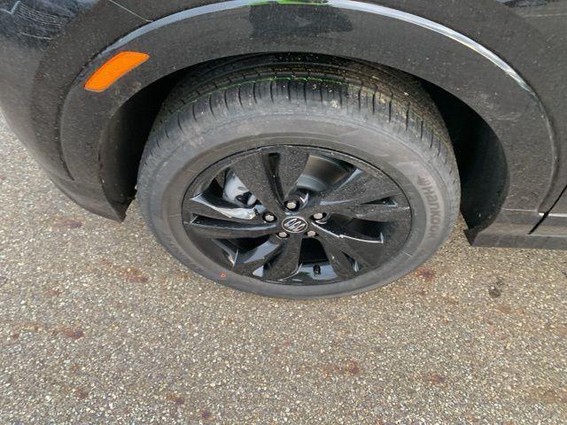 new 2026 Buick Encore GX car, priced at $32,685