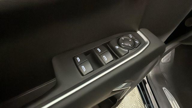 new 2026 GMC Sierra 1500 car, priced at $43,683