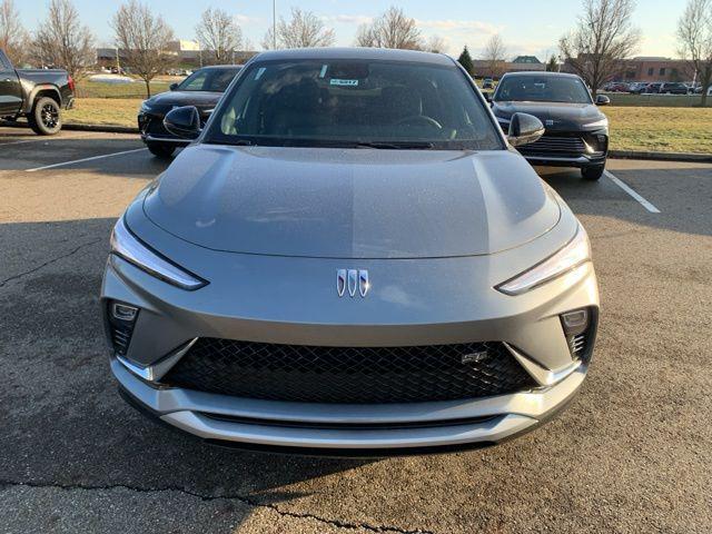 new 2026 Buick Envista car, priced at $28,038