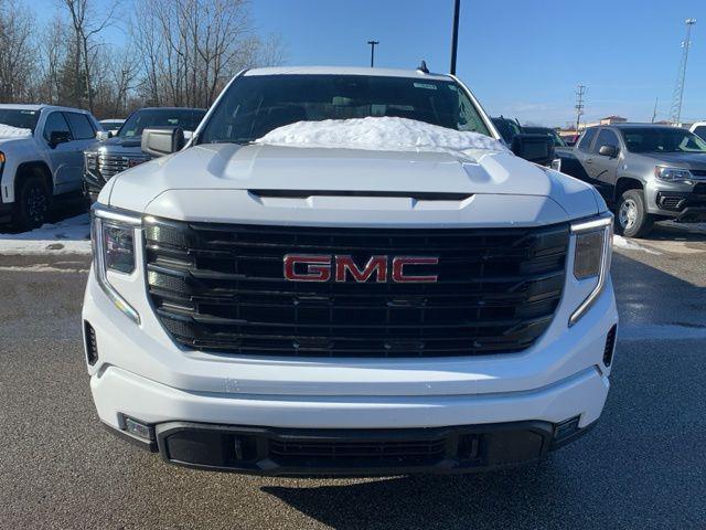 new 2026 GMC Sierra 1500 car, priced at $43,495