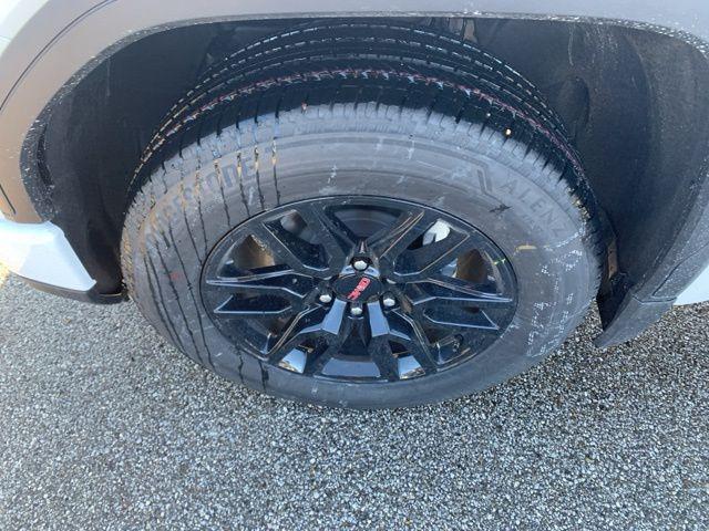 new 2026 GMC Sierra 1500 car, priced at $43,495