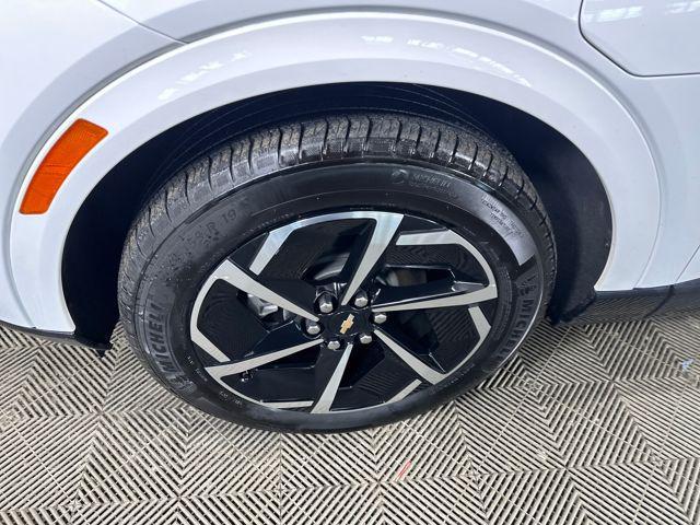 used 2025 Chevrolet Equinox EV car, priced at $21,770