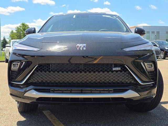 new 2026 Buick Envista car, priced at $32,053