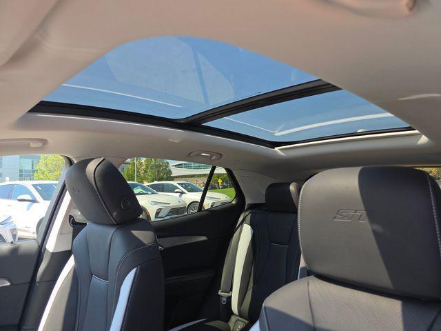 new 2026 Buick Envision car, priced at $43,738