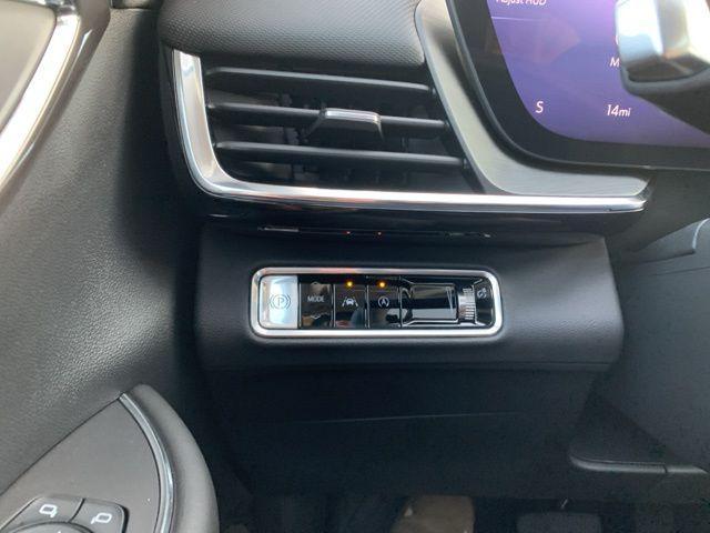 new 2025 Buick Envision car, priced at $40,485