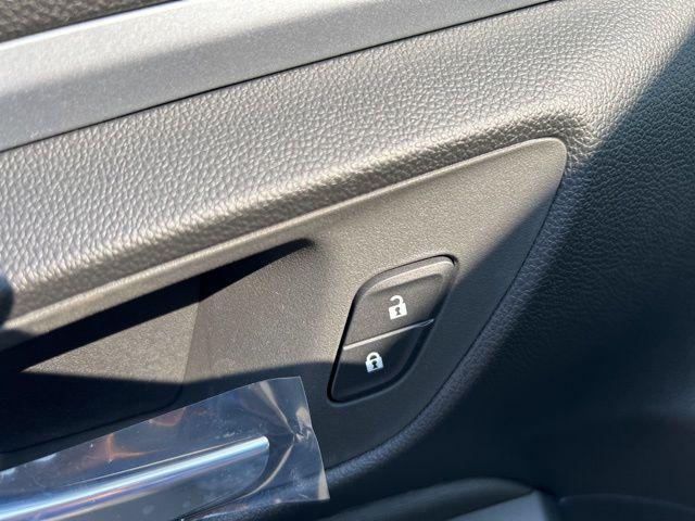 new 2026 Buick Envista car, priced at $28,080