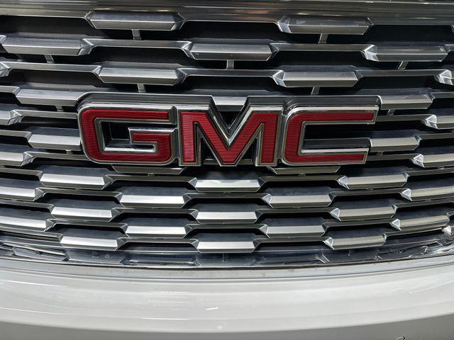 used 2020 GMC Yukon XL car, priced at $32,500