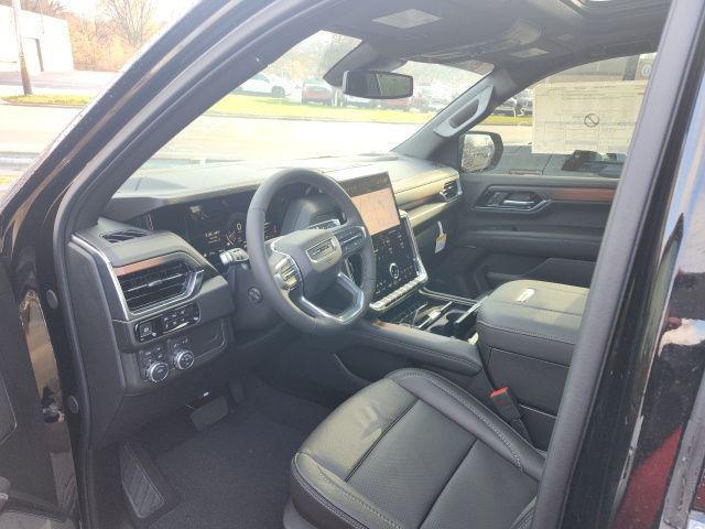 new 2025 GMC Yukon car, priced at $82,460