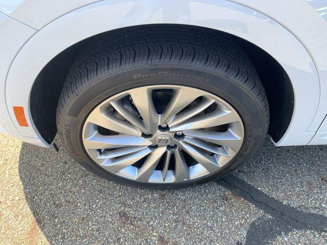 new 2026 Buick Envision car, priced at $50,428