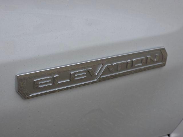 new 2026 GMC Sierra 1500 car, priced at $41,595