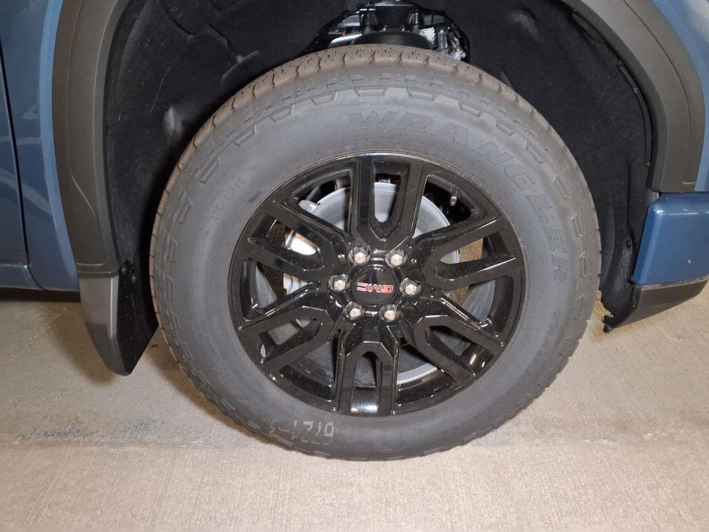 new 2026 GMC Sierra 1500 car, priced at $59,295