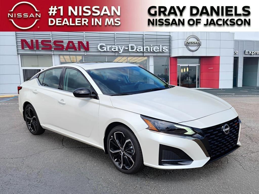 new 2025 Nissan Altima car, priced at $26,566