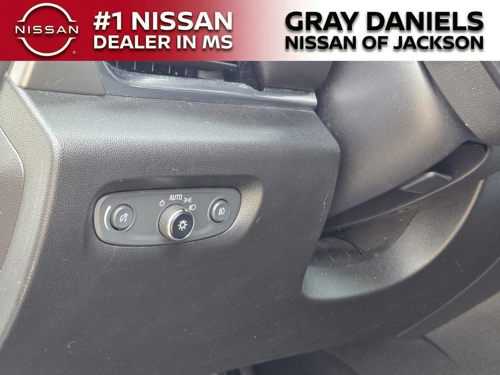 used 2019 Chevrolet Traverse car, priced at $17,992