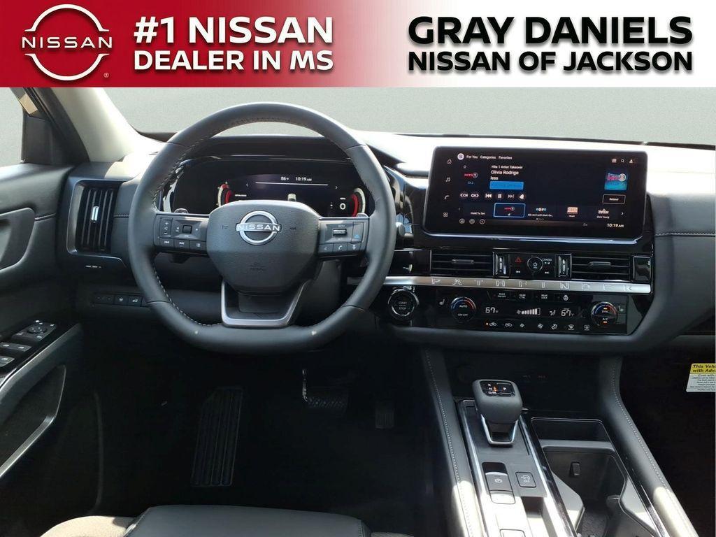 new 2026 Nissan Pathfinder car, priced at $39,907