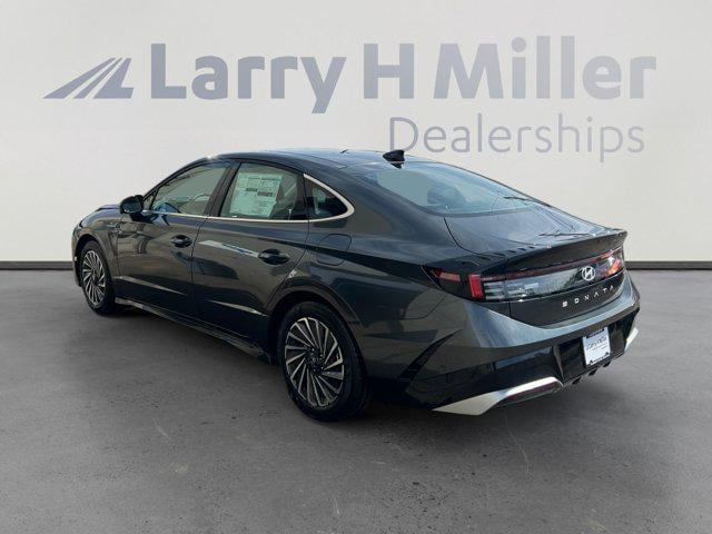 new 2026 Hyundai Sonata Hybrid car, priced at $40,978