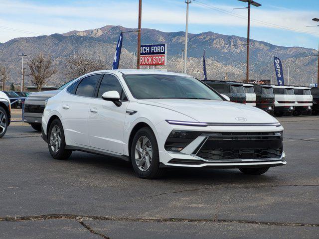 new 2025 Hyundai Sonata car, priced at $26,278