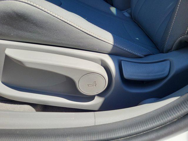 new 2025 Hyundai ELANTRA HEV car, priced at $27,084