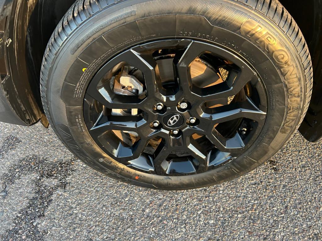 used 2023 Hyundai Santa Fe car, priced at $25,769