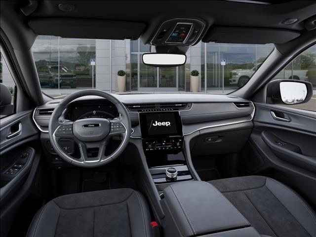 new 2025 Jeep Grand Cherokee L car, priced at $46,656