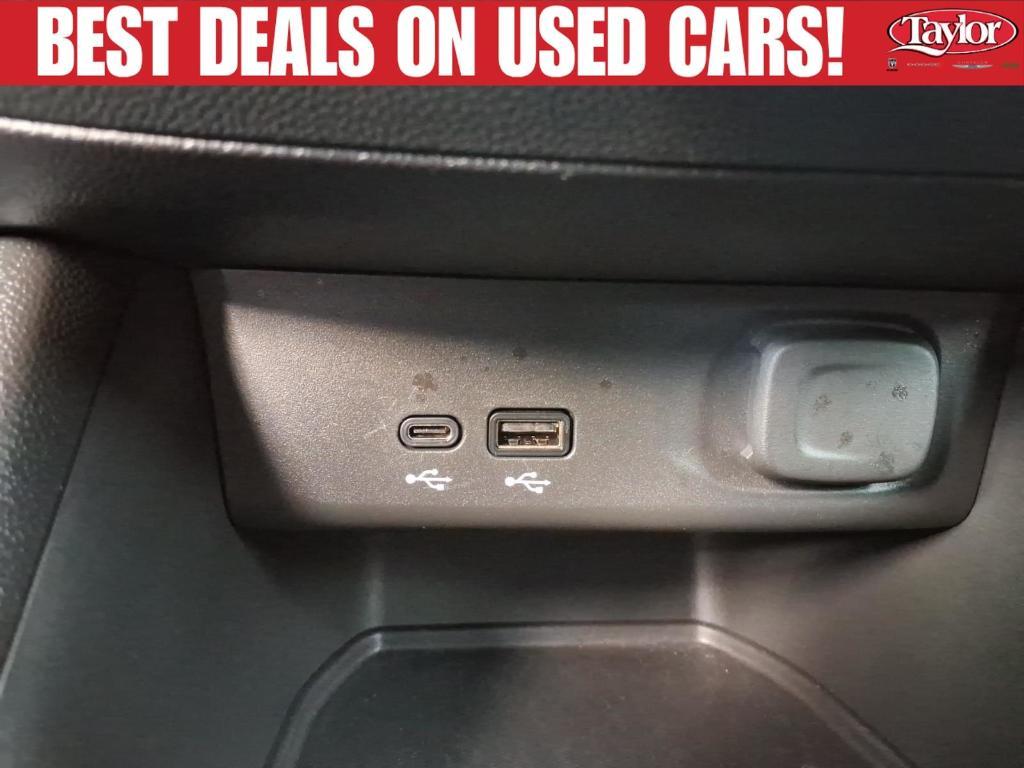 used 2024 Buick Envista car, priced at $27,844