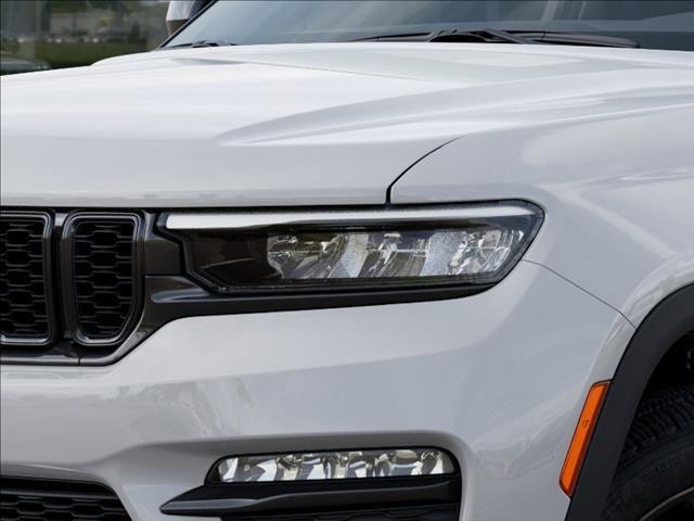 new 2025 Jeep Grand Cherokee car, priced at $45,344