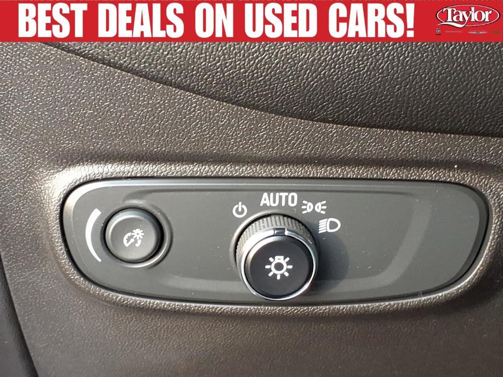 used 2023 Chevrolet Equinox car, priced at $25,336