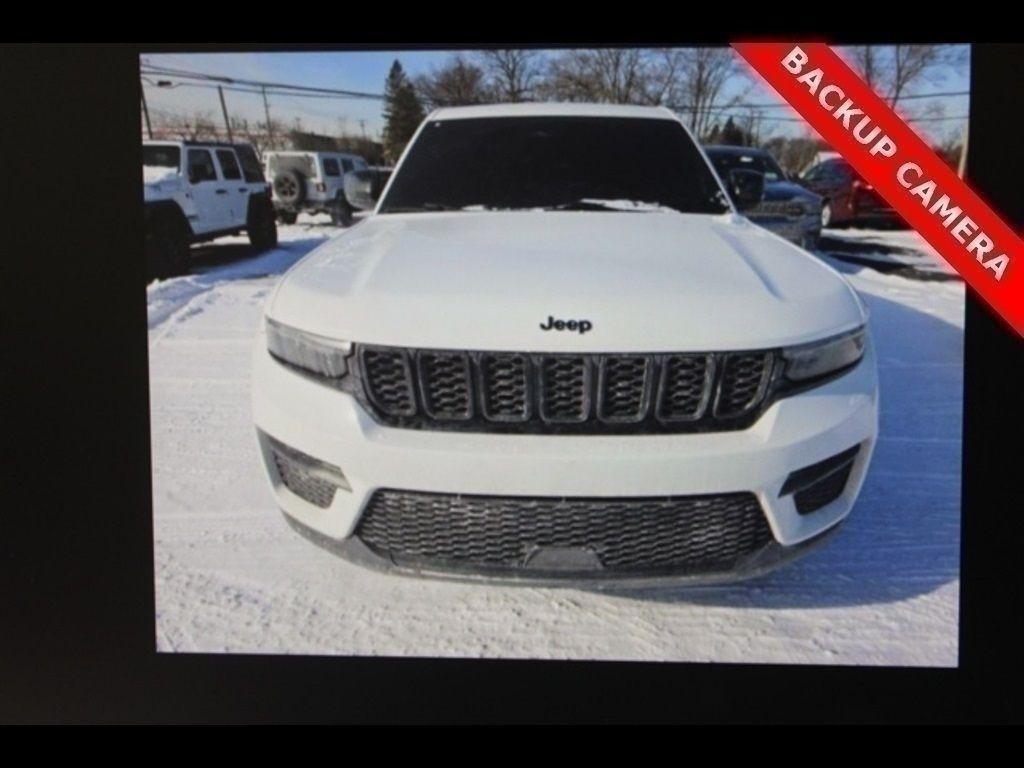 used 2023 Jeep Grand Cherokee car, priced at $31,933